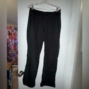 Black cargo scrub pants. Side pocket. Gently used. No drawstring, yoga waistband